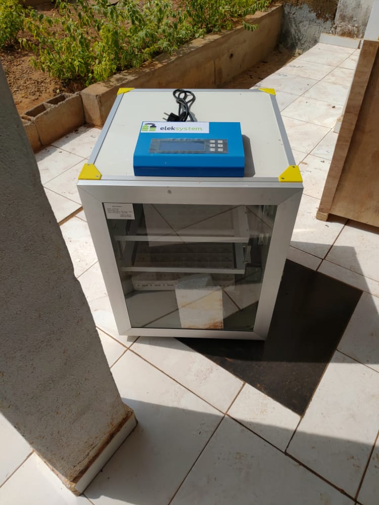 INCUBATEUR AUTOMATIQUE ELEKSYSTEM